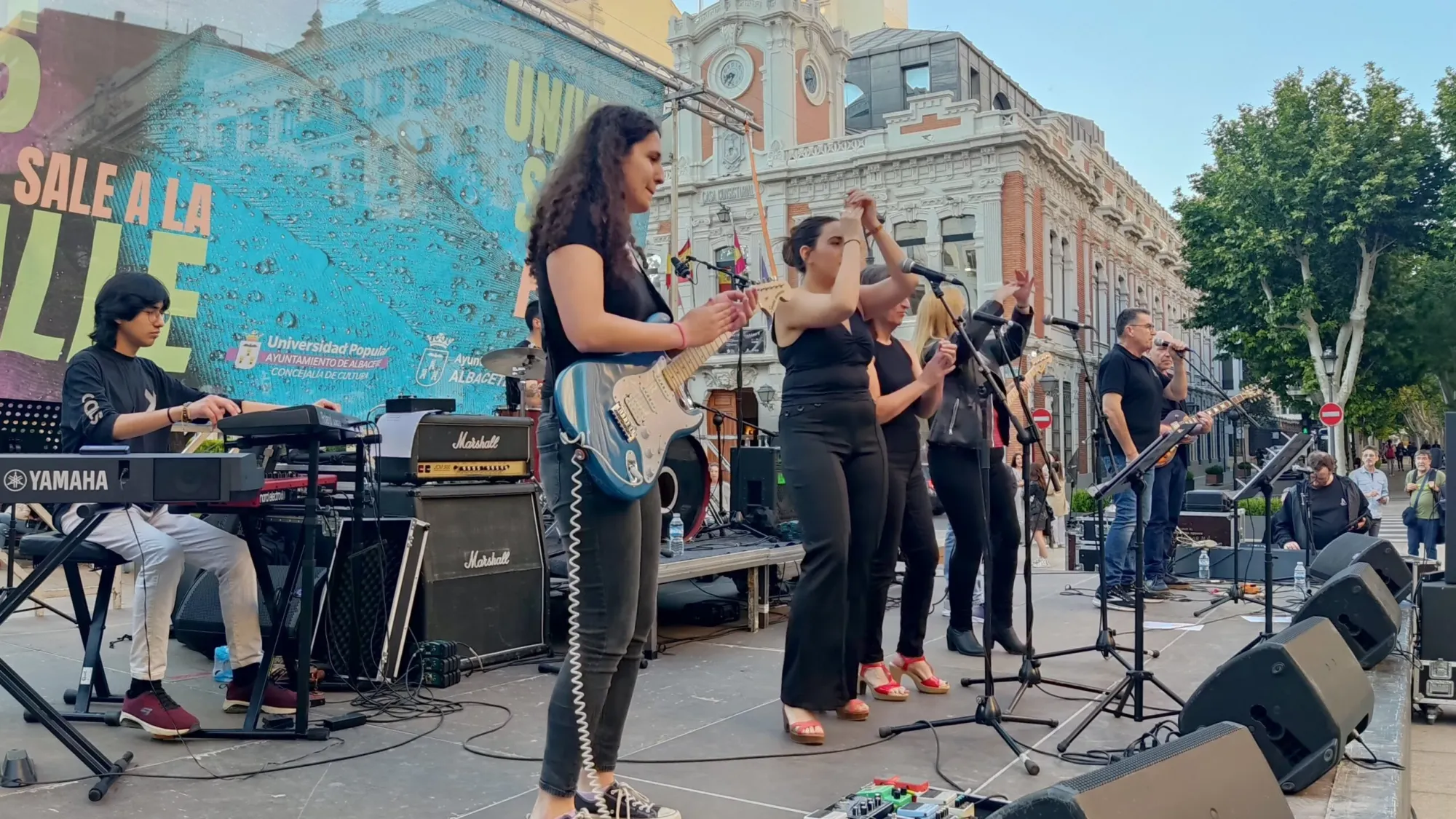 Concierto 2 de Música Moderna – Talleres Blues y Metal “UP Sale a la Calle” + EMMA