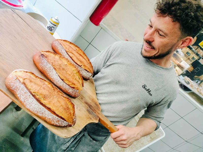  Salvador Paterna, Sukkar